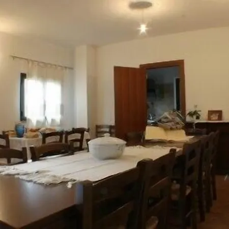 丽塔艾蓝佐b&b酒店 住宿加早餐酒店 里奥拉萨尔多